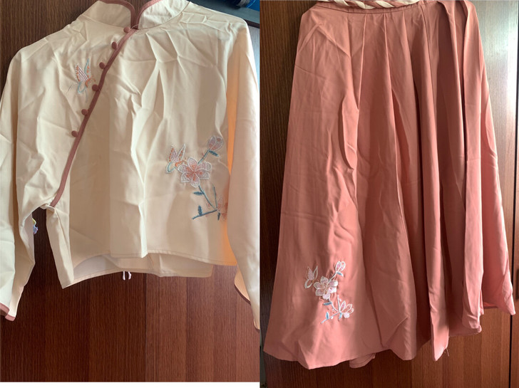 女装汉服 买来参加活动穿了一次 便宜出 不...