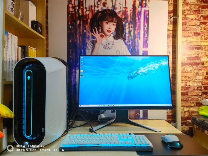 外星人国行R11全家桶,20年6月买的当时...