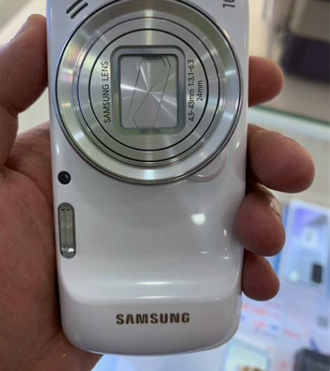 三星GALAXYS4zoom 无拆修 在本...