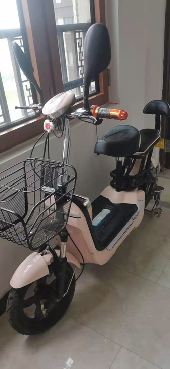 电动自行车,买了没怎么骑,各种功能良好,8...