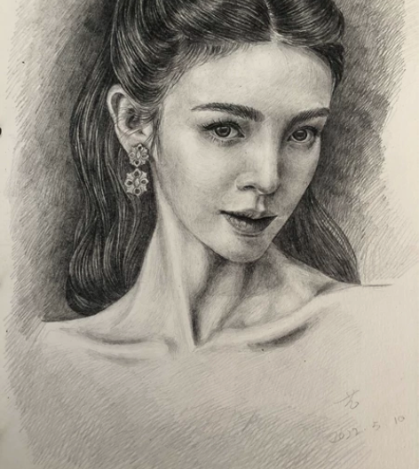 金晨素描 感兴趣的话点“我想要”和我私聊吧~