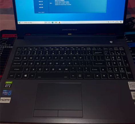 机械革命T58 vr36 下方真机照片就是...