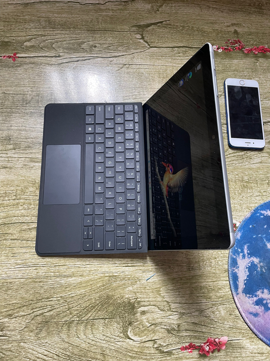 微软Surface Go 二合一10寸笔记...