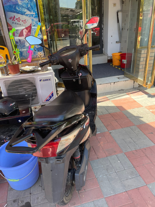 二手雅迪电动车,爽快的来