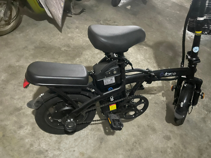9.99新代驾折叠电动车
