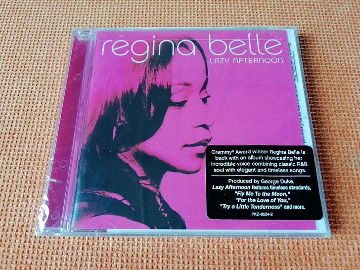 抒情柔和爵士放克灵歌 Regina Bel...