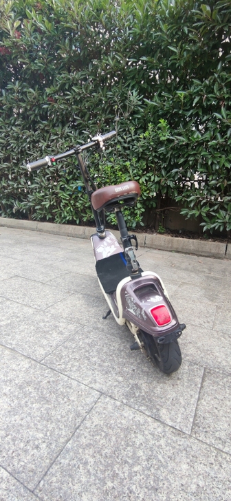 欧派折叠锂电池电动车