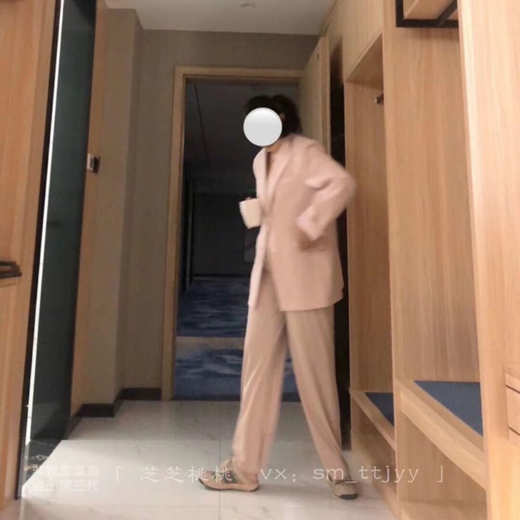 春夏天专属杏色冰丝裤