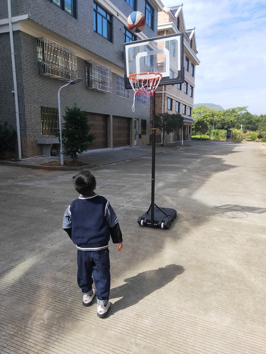 今年疫情库存太多特价一批移动儿童小孩篮球框...