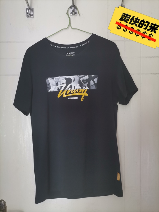 特步男T桖，XL 180/100A，七新左...