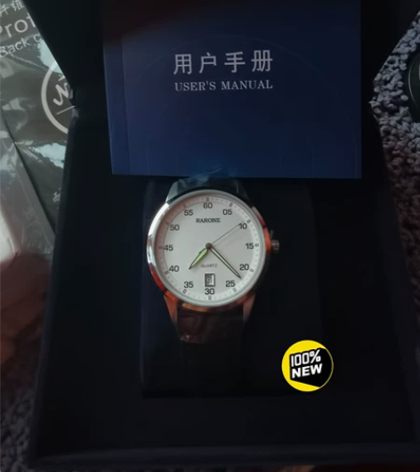 雷诺石英表,全新表膜没拆.京东官方的产品....