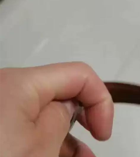 正品雷诺全自动机械男表，九成新，蓝宝石表门...