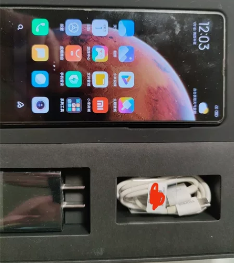 95新左右，小米 MIX2，6G+128G...