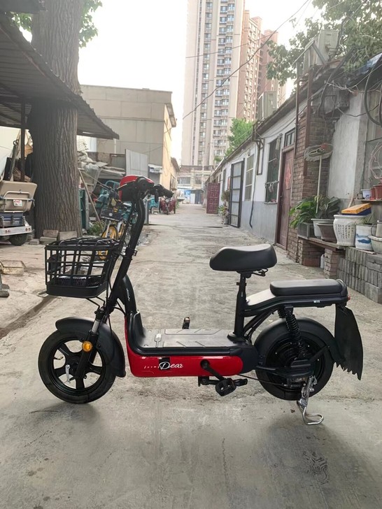 9成新二手电动车铅酸锂电大品牌雅迪爱玛电动...