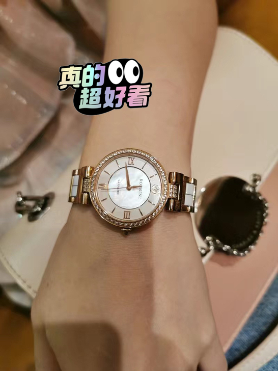 活动时托人买的,我肤色暗沉带了效果不好,肤...