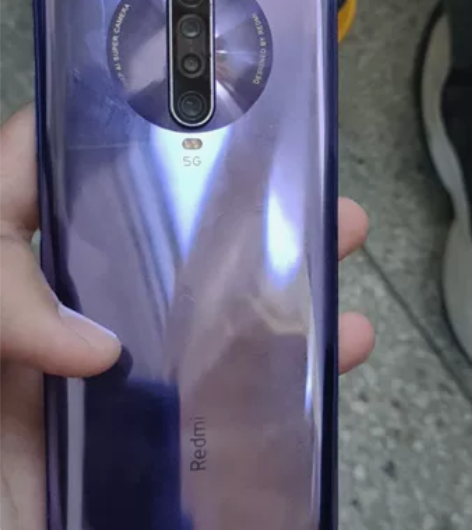 红米k30 5g 换过一次后盖颜色不对 可...