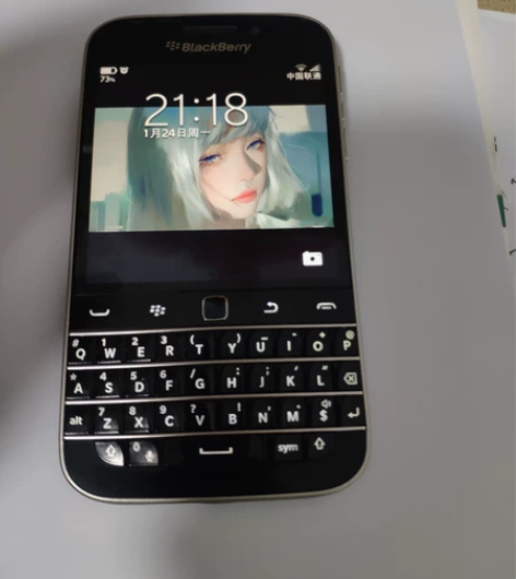 黑莓q20 附带一张64 g内存卡 高中...