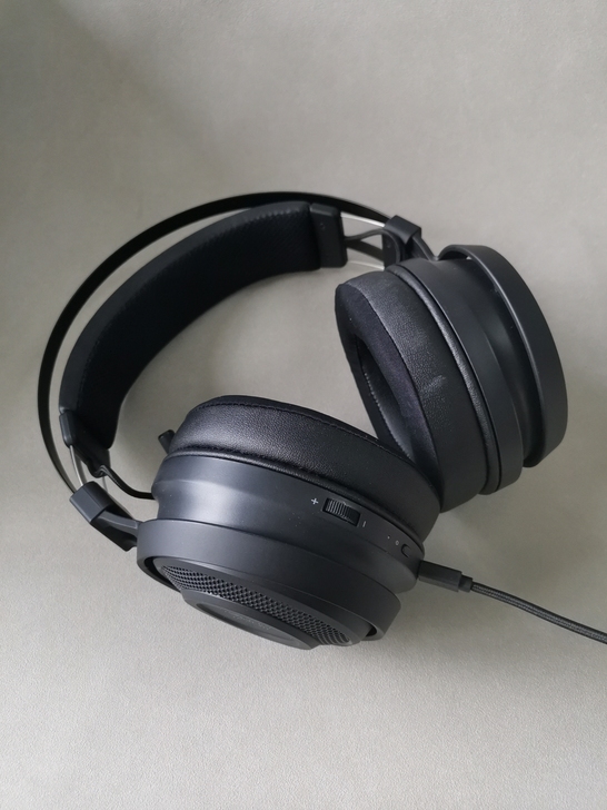 雷蛇（Razer）Nari影鲛标准版 头戴...