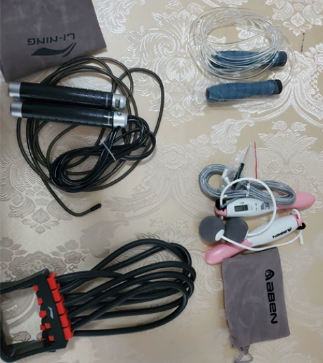 出跳绳,拉力器 !!!!!30包邮!!!!...