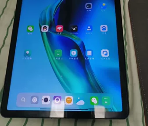 九成新小米平板5 ，6G＋128G黑色，自...