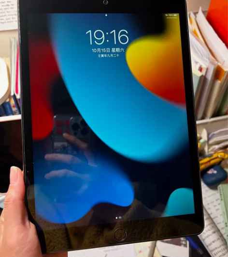 平板 iPad第八代 2020款 深空灰色...