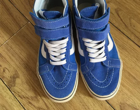 Vans正品女鞋 实体店购入的,就穿了两三...