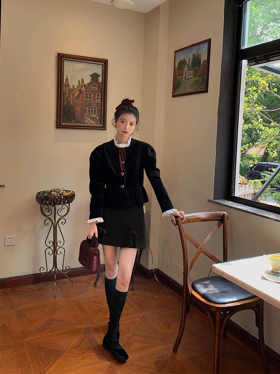 范智乔 黑色丝绒西装外套女秋冬百搭小个子短...