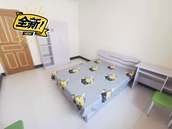 韦曲南地铁口，申店新村旁边，长青园小区！四...