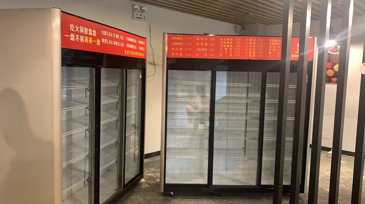 9.8新三开门展示柜点菜柜，只使用了三个月