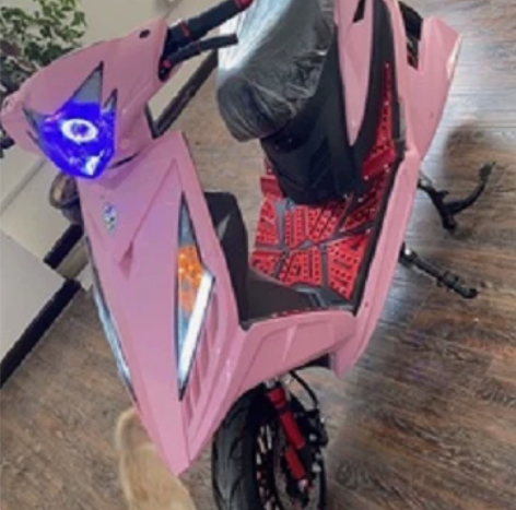电瓶车72V96V高速电动摩托车 感兴趣的...