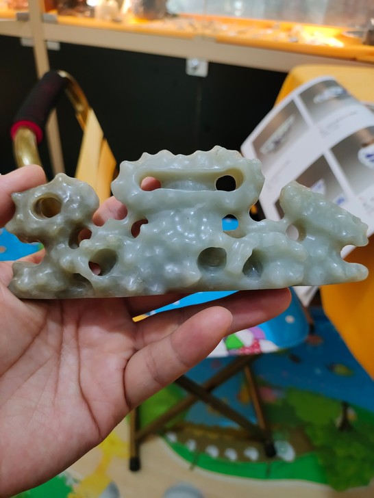 新疆 和田山料 太湖石形 笔架山