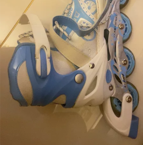 旱冰鞋35-38码 感兴趣的话点“我想要”...