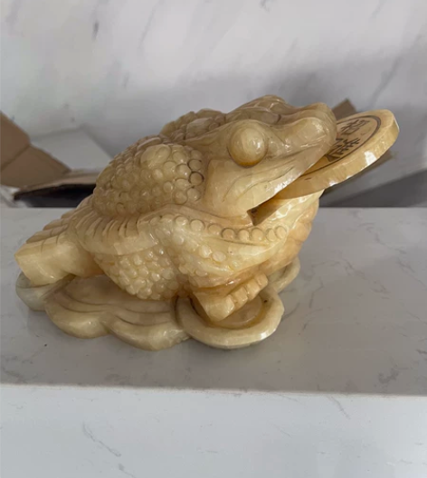 天然米黄玉石金蟾招财摆件三足金蝉金蟾蜍办公...
