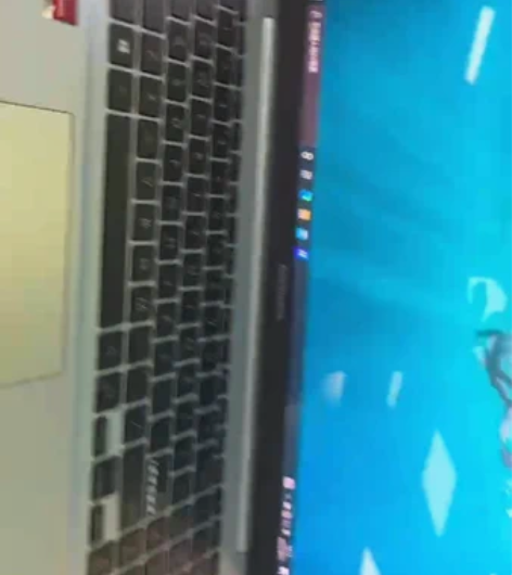 华硕无畏15  15.6英寸防眩光屏高性能...