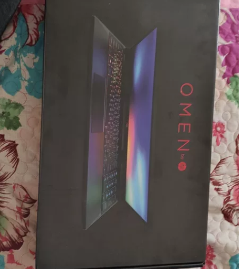 已经出了留念一下。暗影精灵4 箱说全 个人...