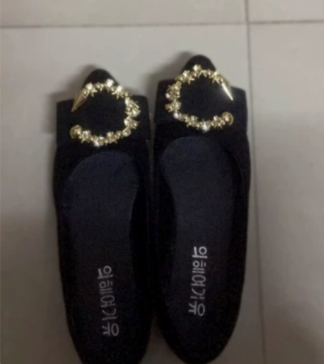 平底单鞋一双，图片就是实物 感兴趣的话点“...