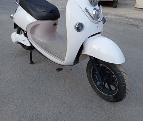 精品99新二手品牌电动车，雅迪爱玛小刀绿佳...