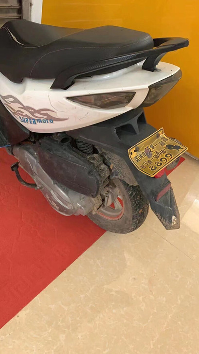 二手鬼火踏板燃油助理车125cc