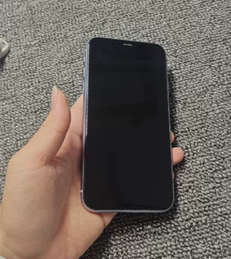 苹果11，国行64，全原，功能正常，屏幕靓...