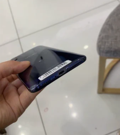 vivox23 8+128 功能正常账号密...