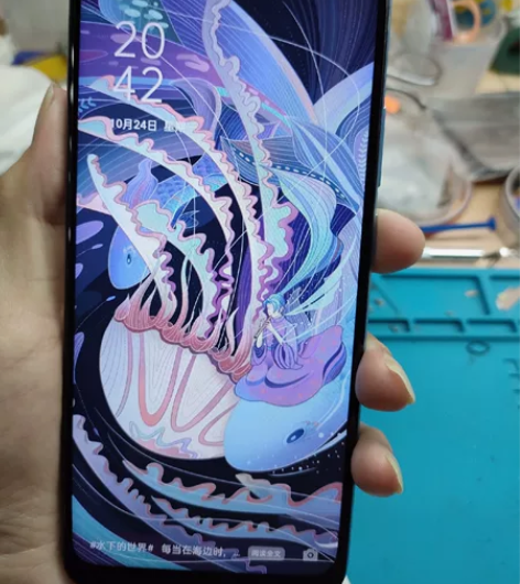 oppo   a35   4+64 外观较...