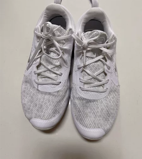 nike运动鞋 内长22厘米 购物于永旺