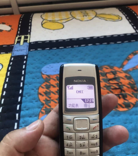诺基亚经典老款怀旧版手机功能正常 很好用 ...
