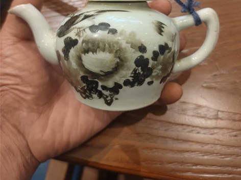 #仿八大山人墨彩茶壶！ 感兴趣的话点“我想...