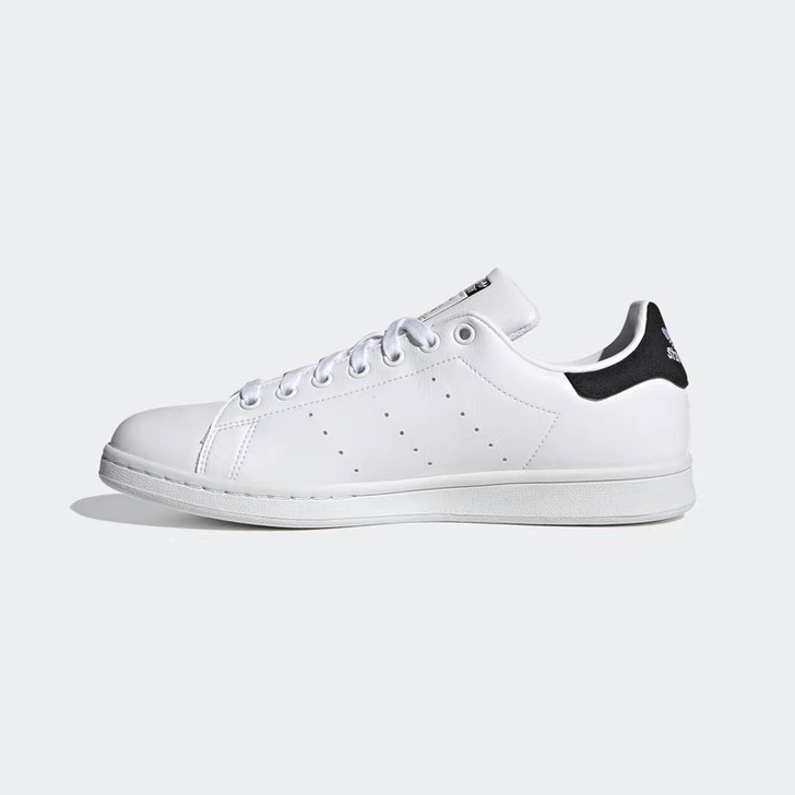 Adidas阿迪达斯三叶草小白鞋 35.5码