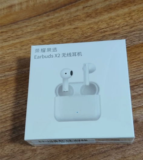 买手机送的荣耀真无线蓝牙耳机Earbuds...