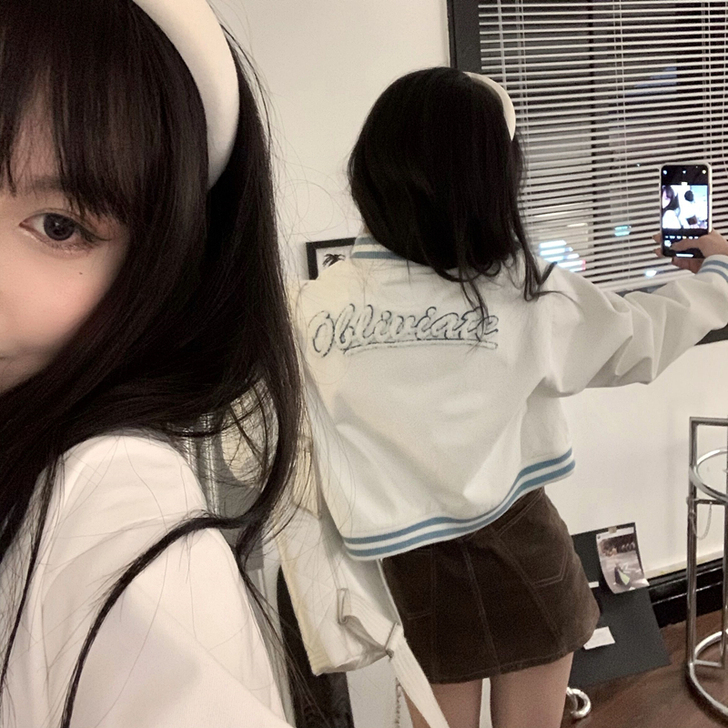 心动棒球校花 元气纯欲小甜心刺绣奶蓝棒球服...