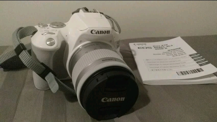 佳能200D2