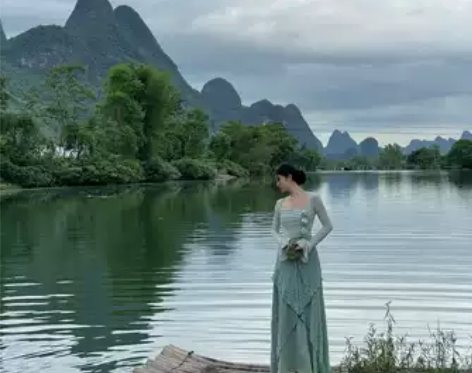 zisi恣肆9.19 20:00落茶