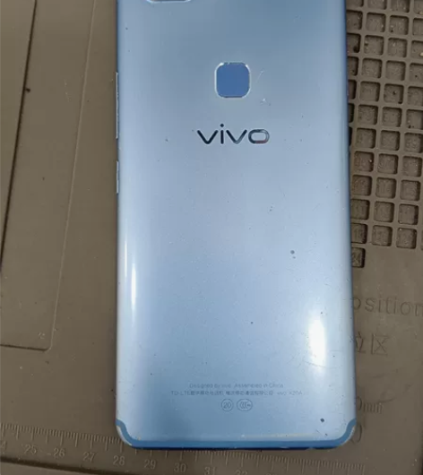 vivox20a手机 组装屏内爆无显示了换...
